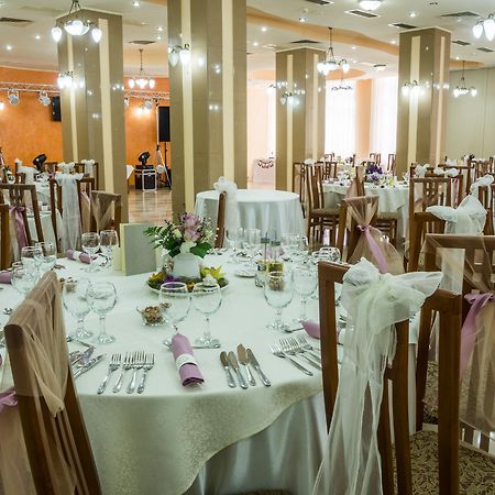 Hotel Traian 브러일라 외부 사진